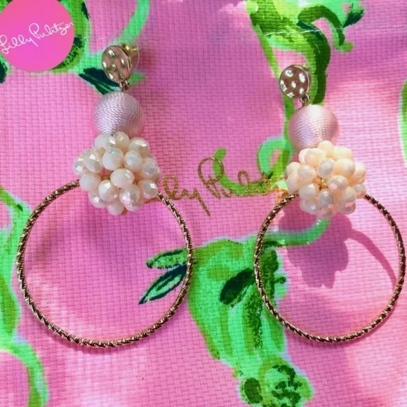 Lilly Pulitzer NWT 🩷CALIENTE  BEADED HOOPS EARRINGS⭐️ Lightweight Pierced - Picture 3 of 6